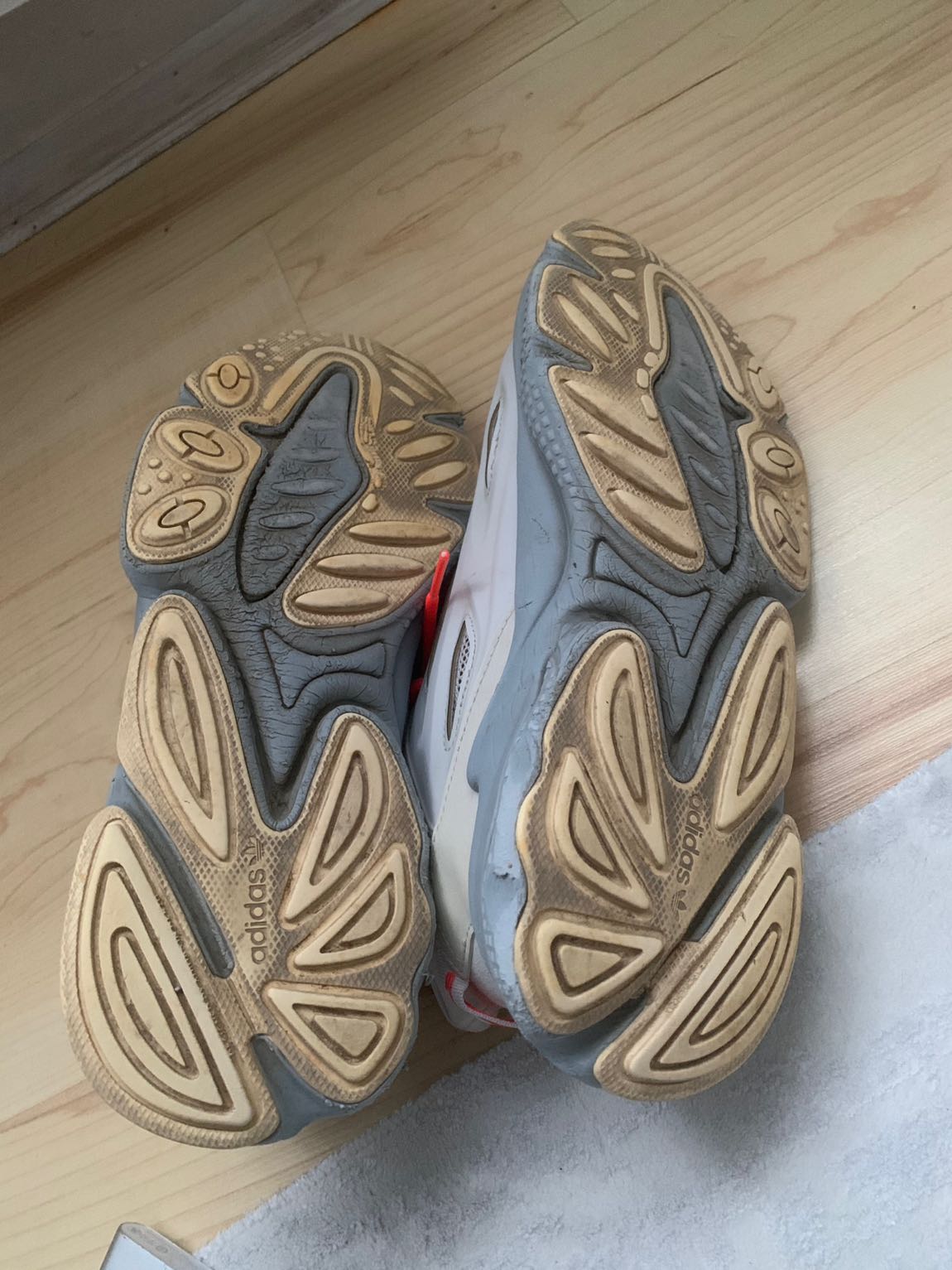 Adidas koşu ayakkabısı — görsel 5/6