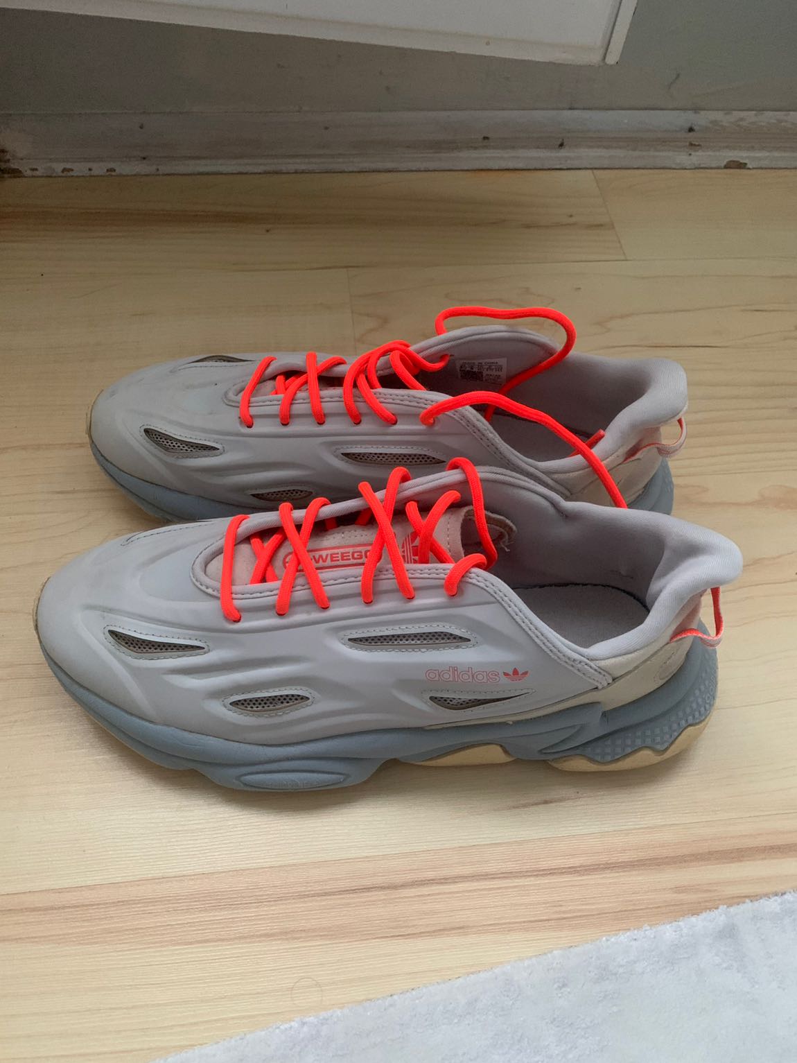 Adidas koşu ayakkabısı — görsel 2/6