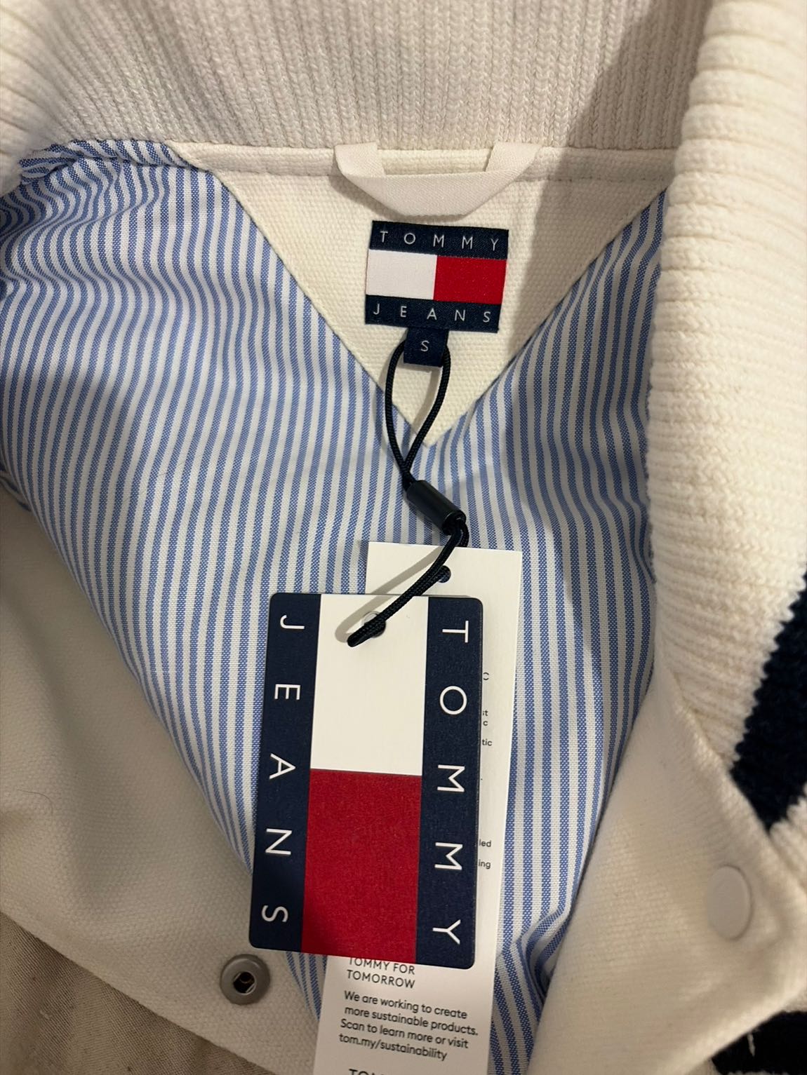 tommy hilfiger wonyoung beyaz ceket — görsel 2/6