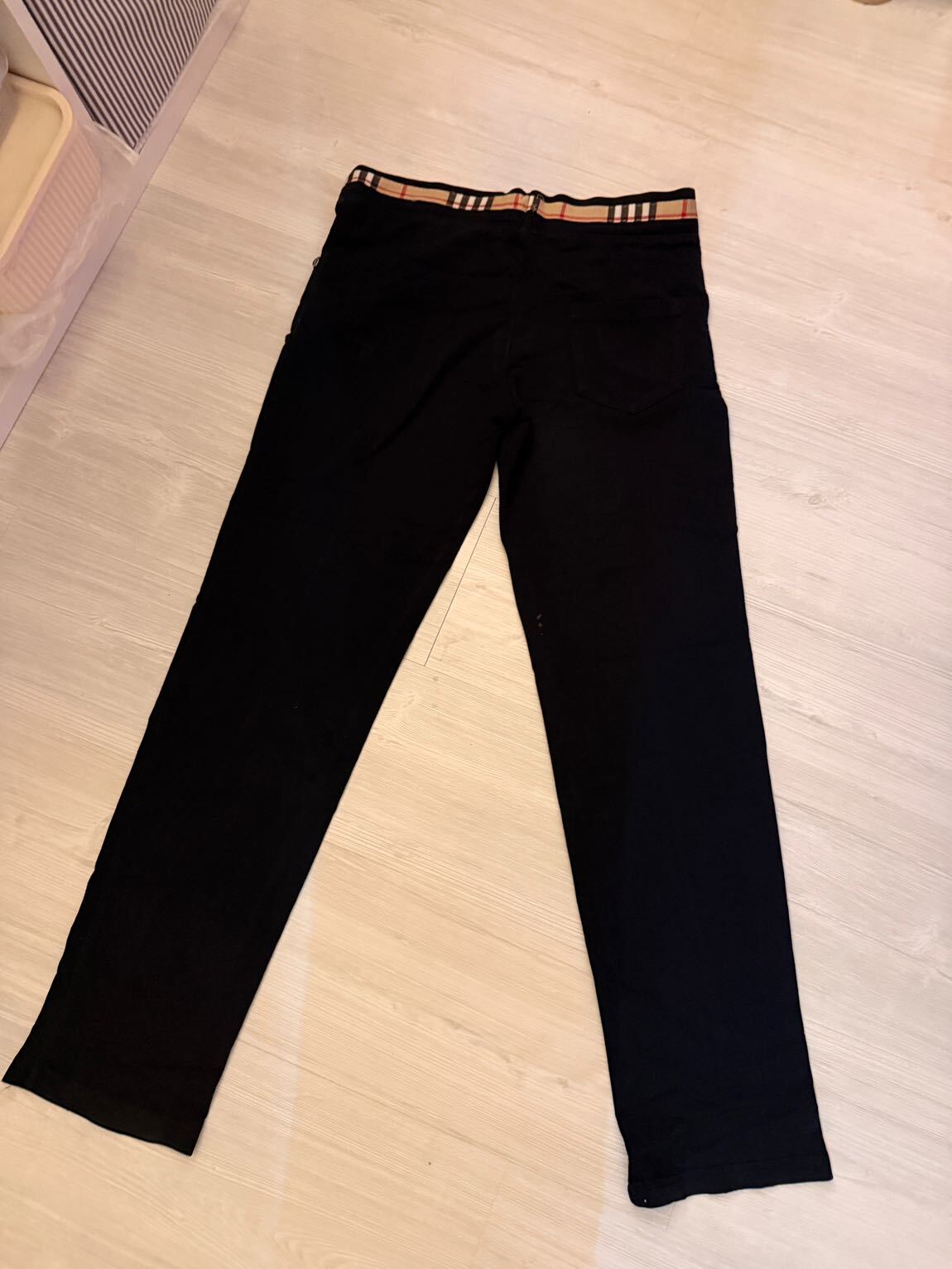 Burberry eşofman — görsel 3/3