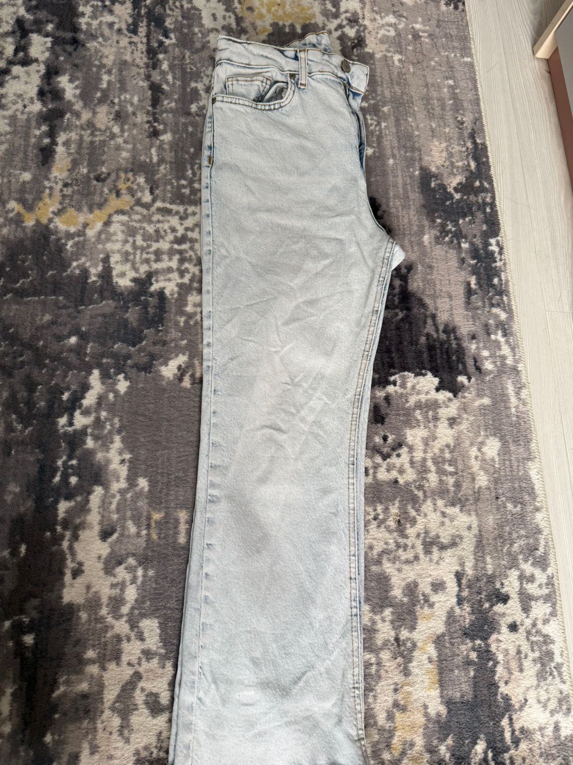 TYM Buz Mavisi Kesik Paça Jean — görsel 3/7