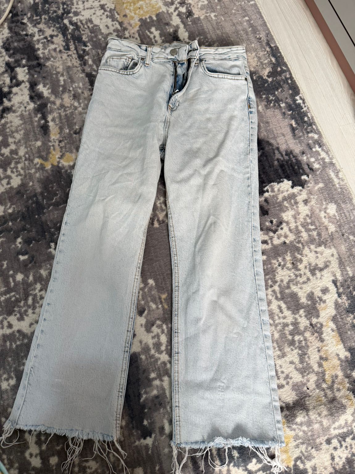 TYM Buz Mavisi Kesik Paça Jean — görsel 6/7