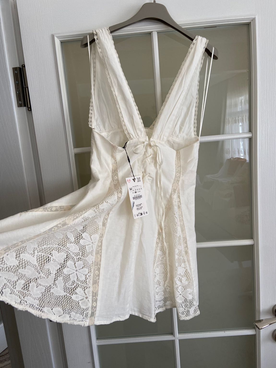 Zara Beyaz Dantelli Mini Elbise — görsel 6/12