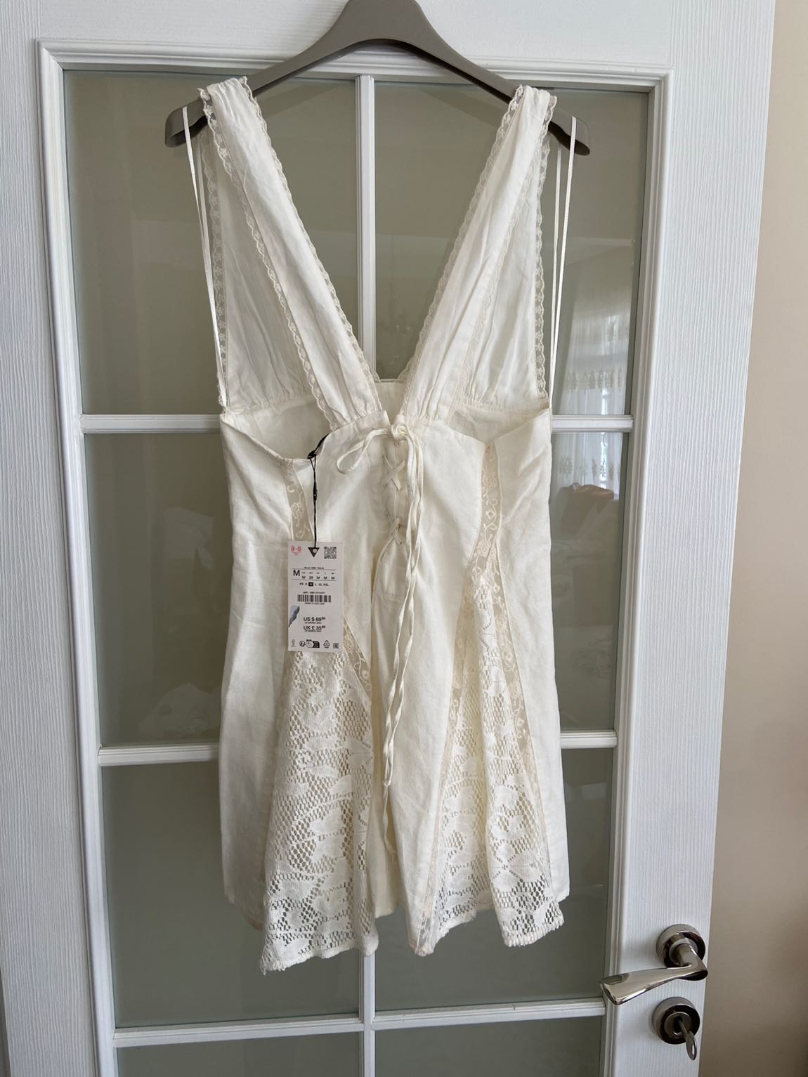 Zara Beyaz Dantelli Mini Elbise — görsel 4/12
