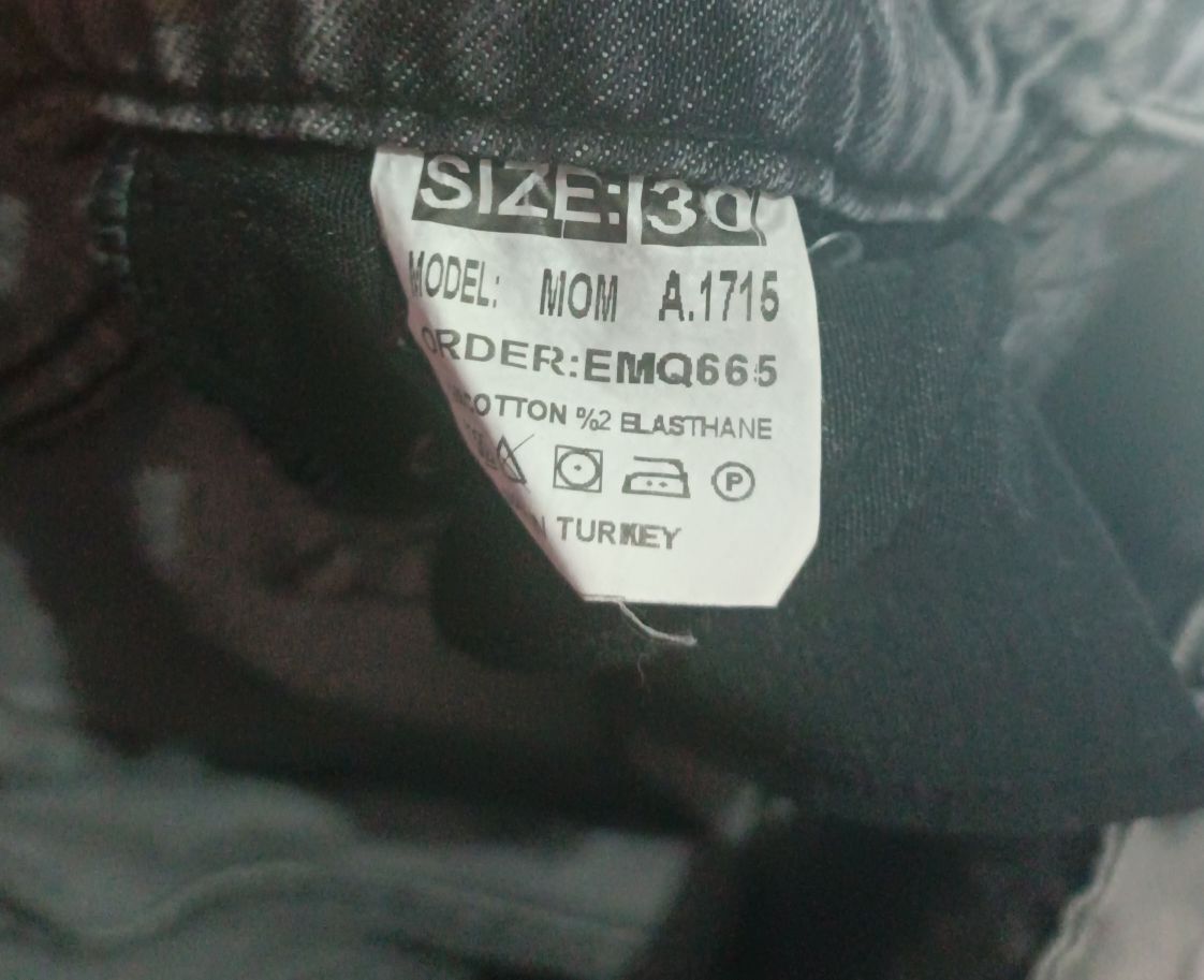 Gri Yıkamalı Mom Fit Denim Jean — görsel 3/3