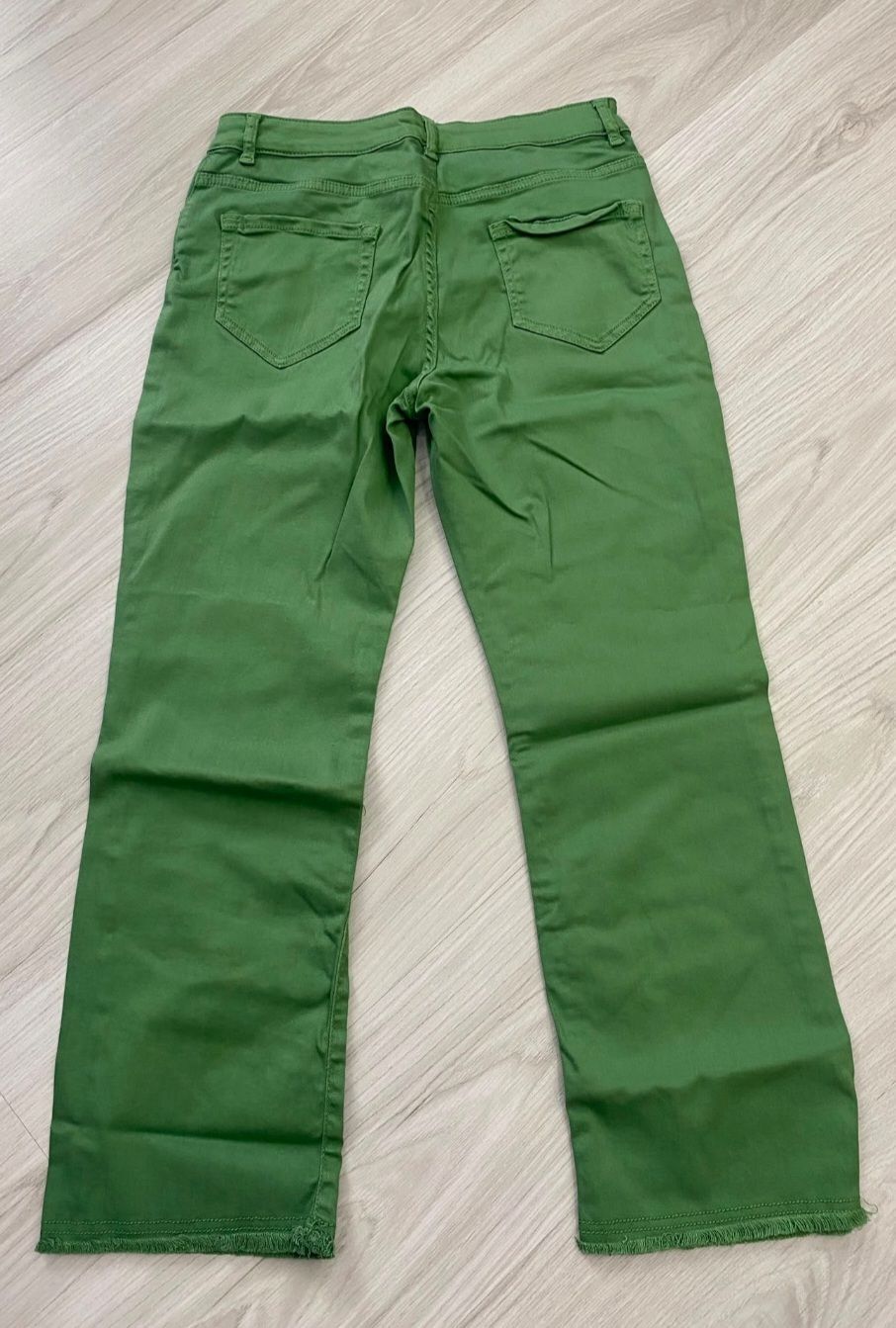 Kaliteli Yeşil Kadın Jean Pantolon — görsel 4/4