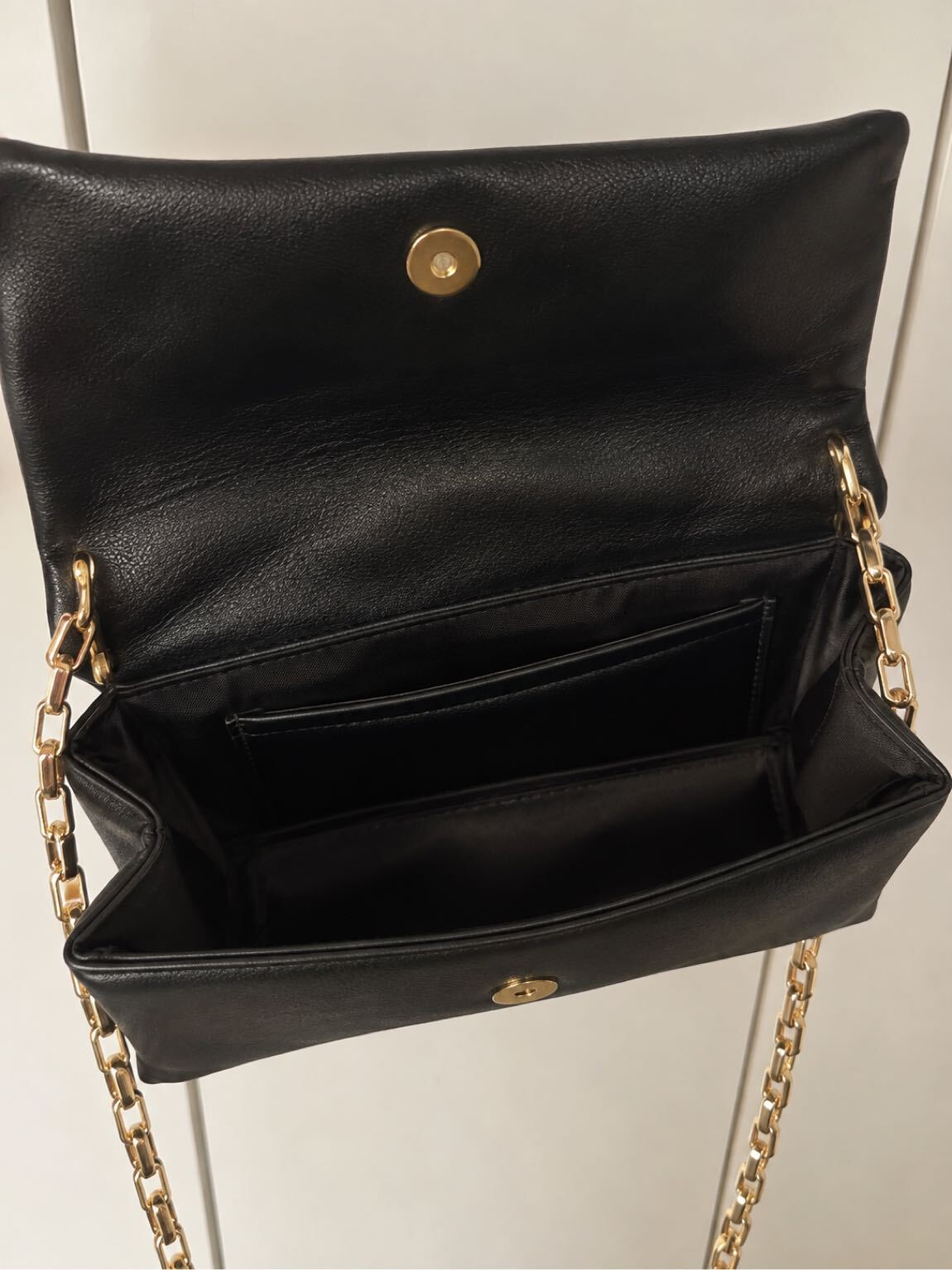 Yves Saint Laurent Siyah El Çantası — görsel 4/4