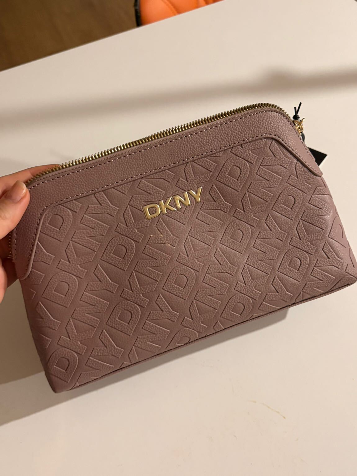 DKNY Pudra El Çantası — görsel 4/5