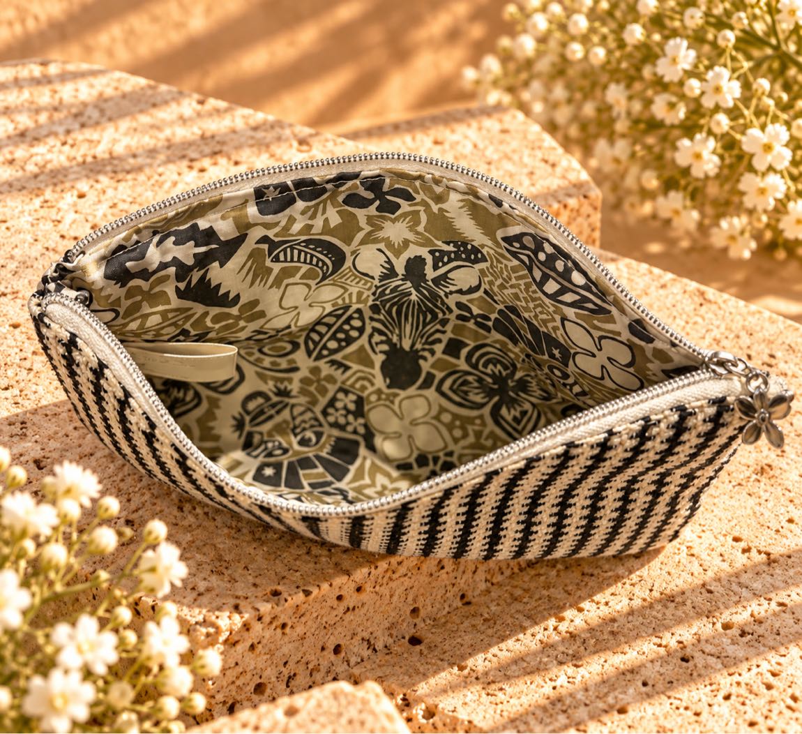 SISLEY Makyaj Çantası — görsel 2/3