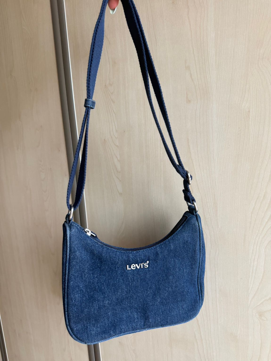 Levi's Denim Omuz Çantası — görsel 4/4