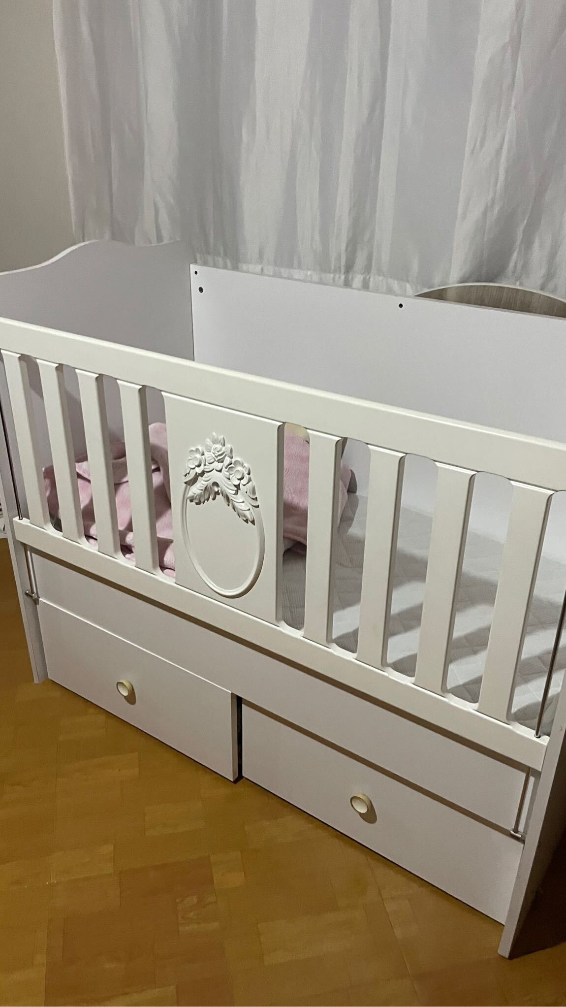 Beyaz mobilya bebek yatağı beşik — görsel 5/8