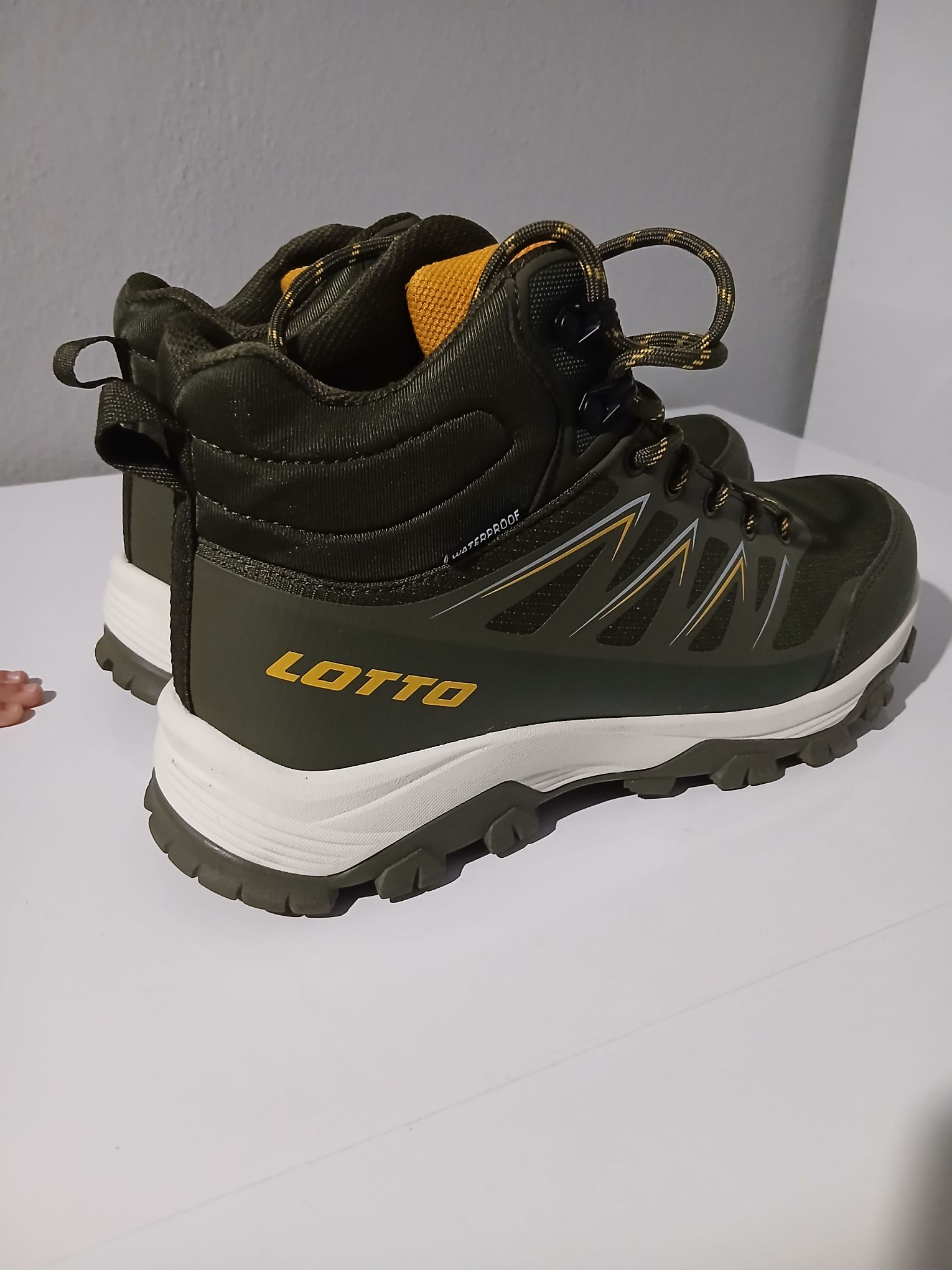 Lotto Waterproof Kar Botu 41 numara — görsel 10/10