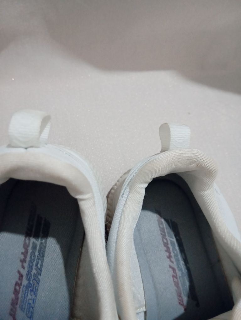 Skechers ayakkabı — görsel 4/5