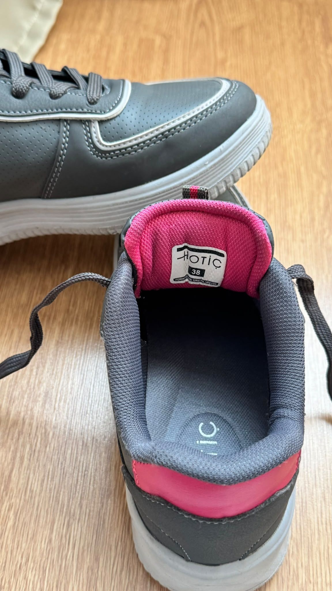 Hotiç Siyah Sneaker Ayakkabı — görsel 4/4
