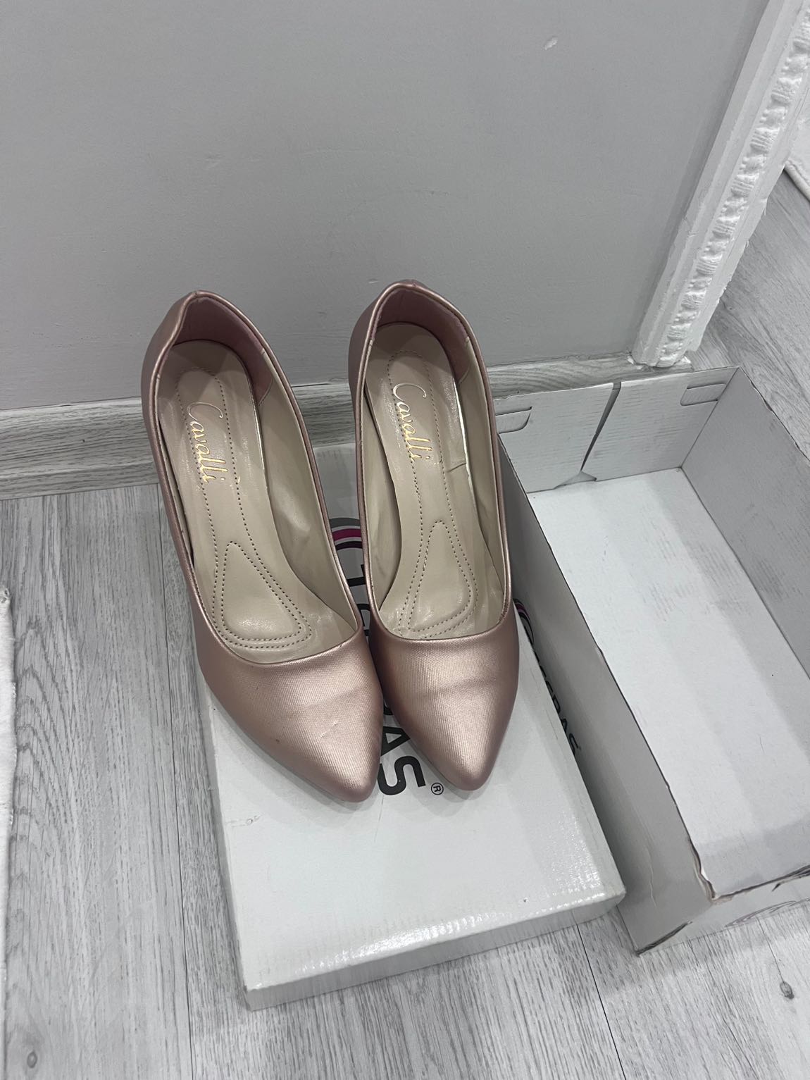Roberto Cavalli Stiletto Ayakkabı — görsel 2/3