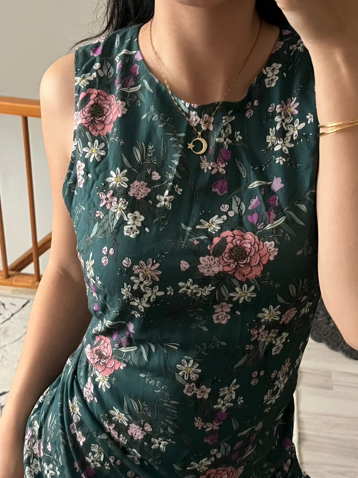 Çiçek Desenli Kısa Elbise — görsel 3/7