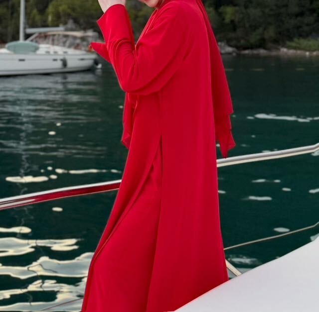 Kırmızı üçlü ve şallı takım — görsel 2/10