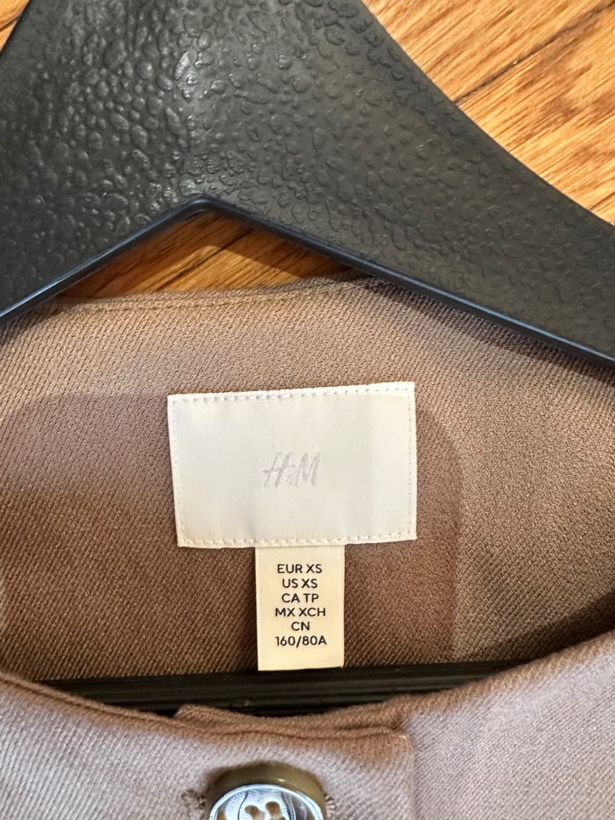 H&M Yelek ve Pantolon Takımı — görsel 3/6