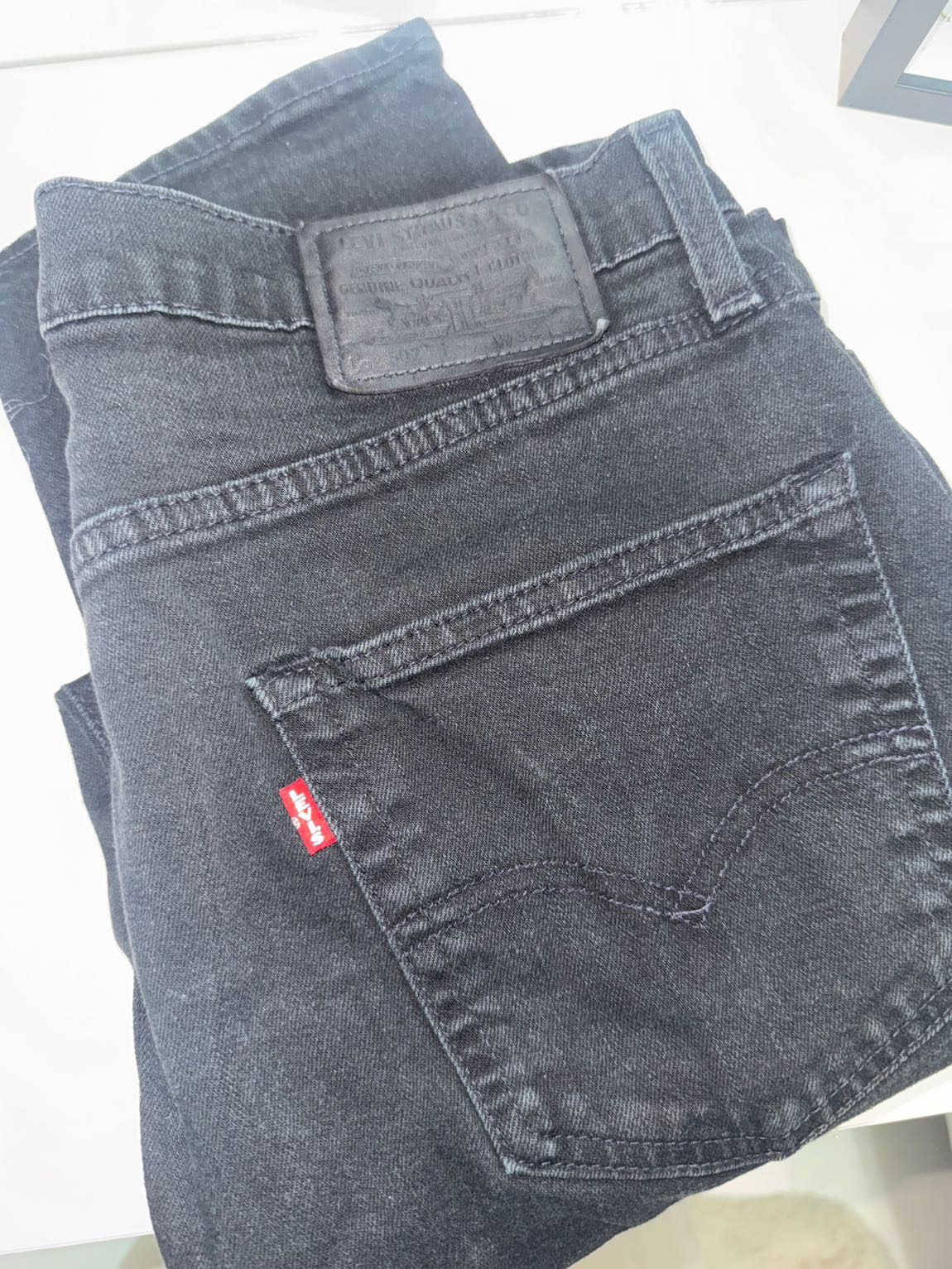 Levis Siyah Jean Pantolon — görsel 2/5