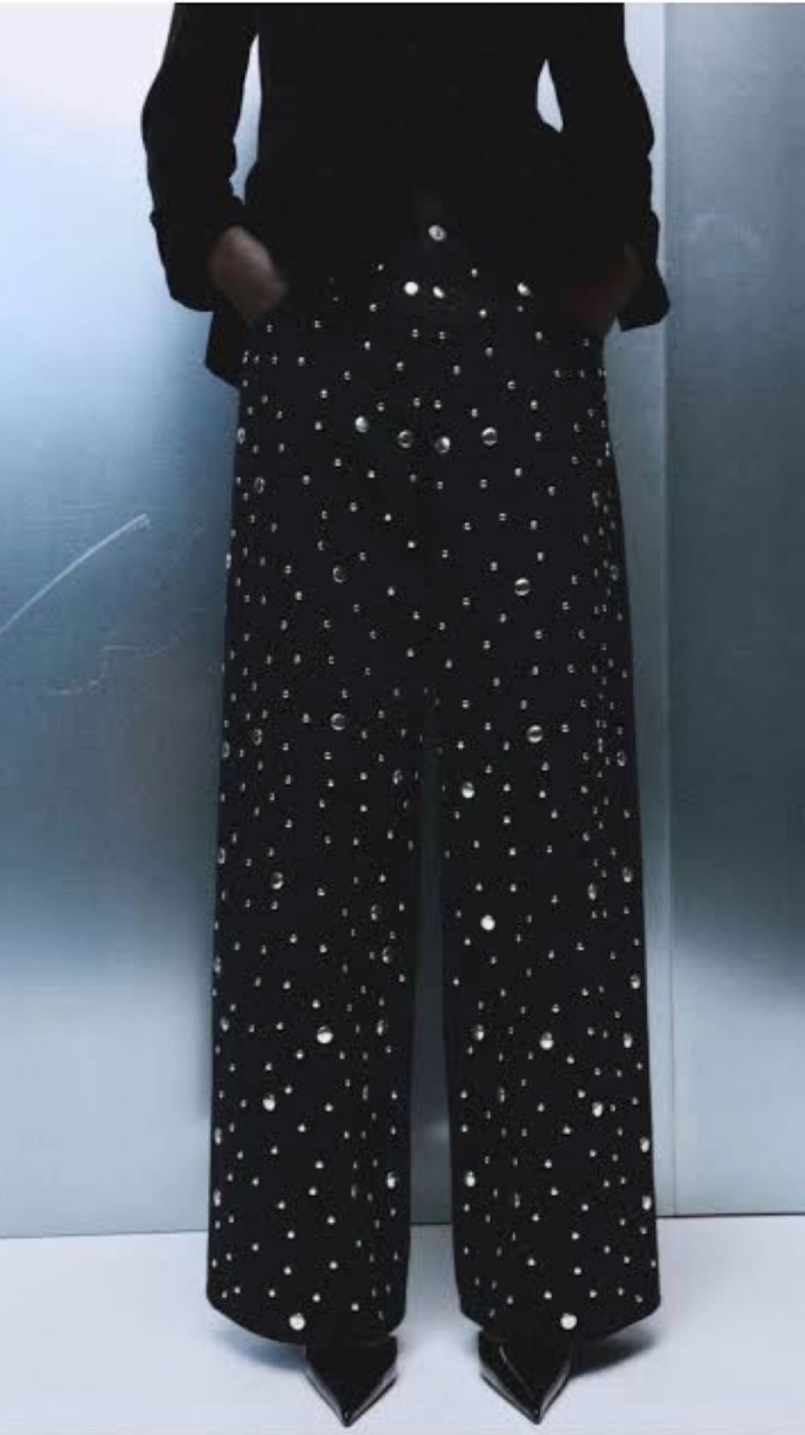Mango zımbalı jean — görsel 2/4