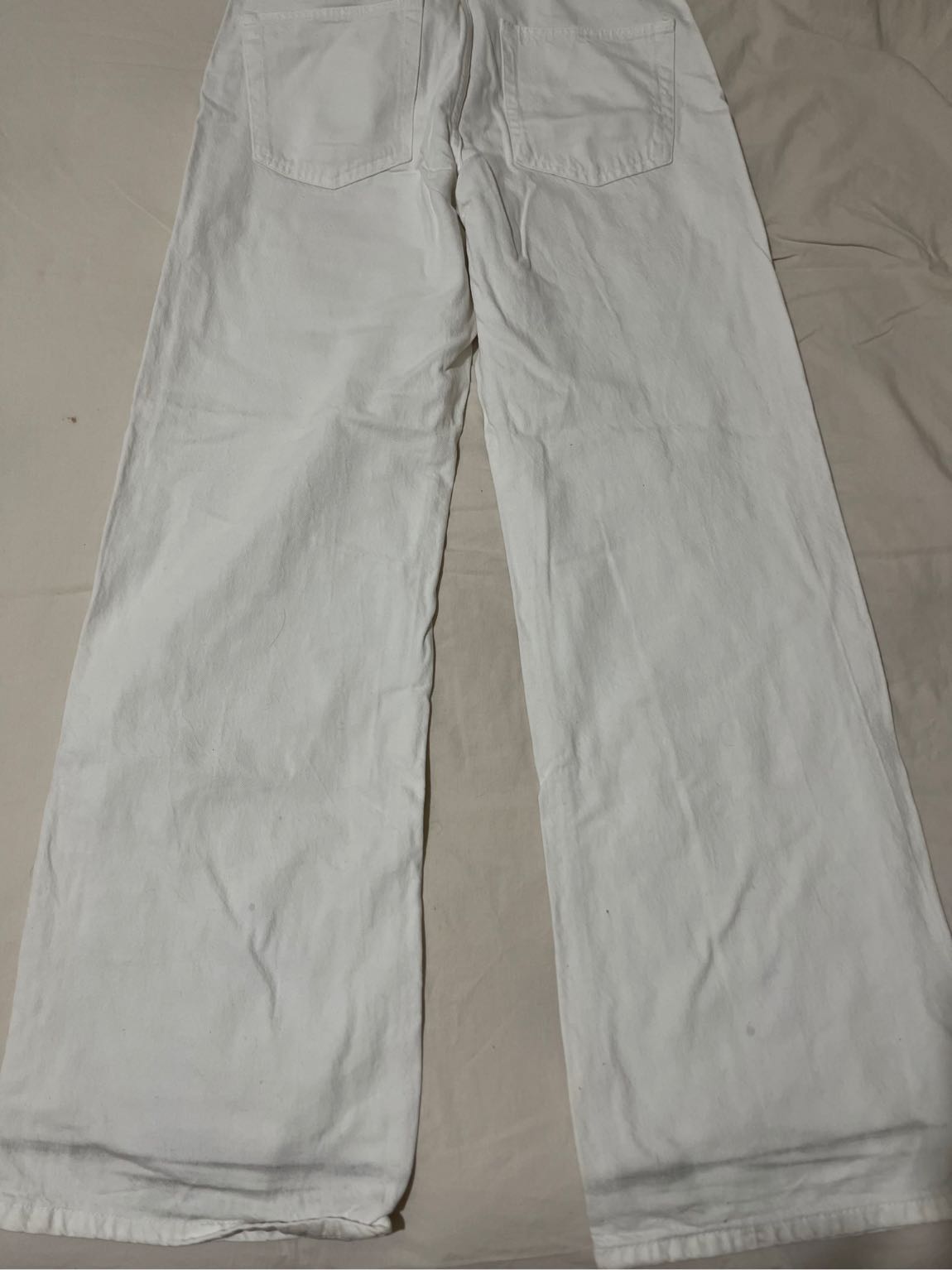 Bershka Beyaz Geniş Paça Jean — görsel 4/4