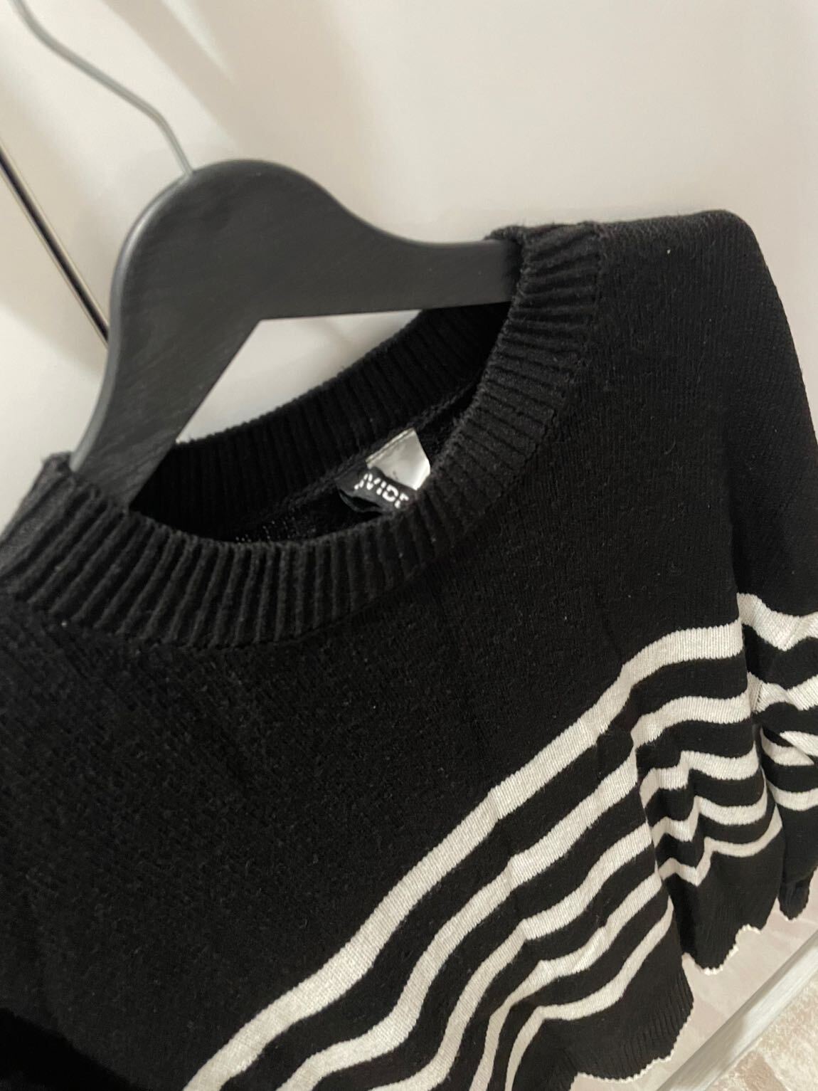 H&M Çizgili Kazak — görsel 2/3