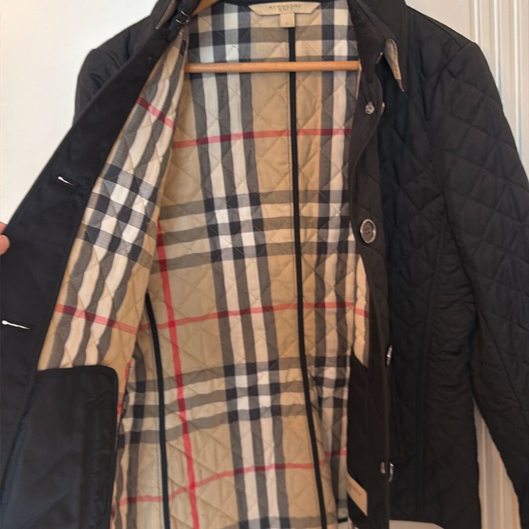 Orjinal Burberry Brit Kapitone Mont. — görsel 5/9