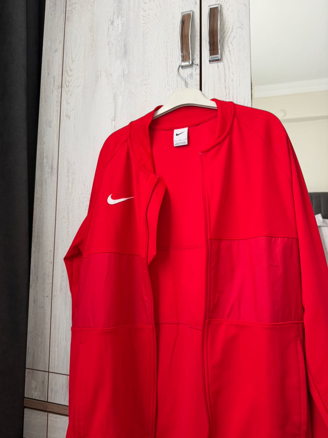 Nike Kırmızı Spor Ceket — görsel 2/6