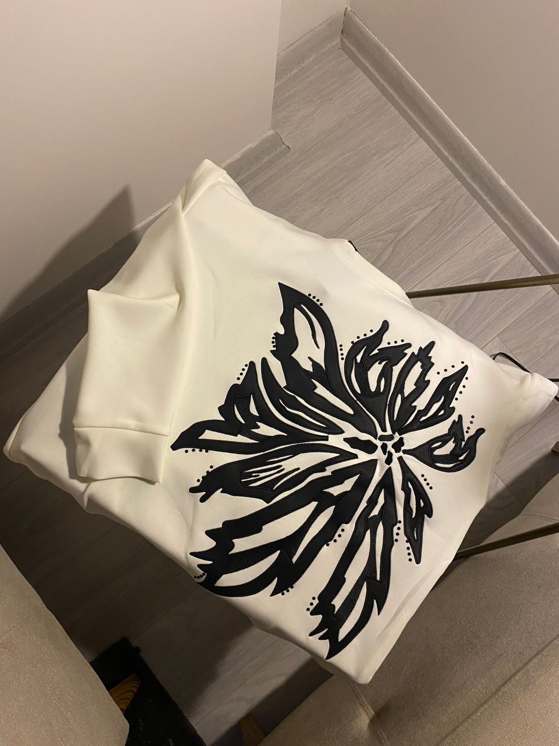 Network Desenli Sweatshirt Ekru — görsel 4/7