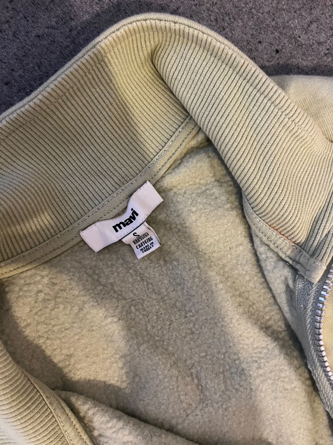 Yeşil Fermuarlı Sweatshirt — görsel 2/3