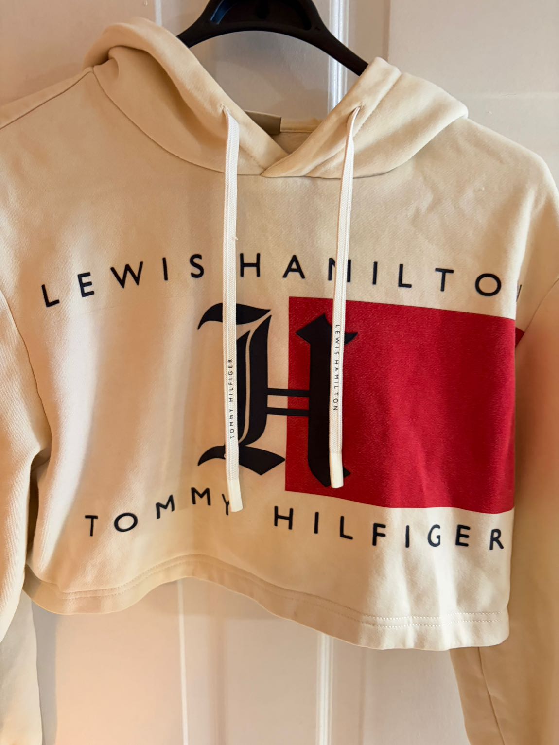 Tommy Hilfiger Crop Sweatshirt — görsel 3/6