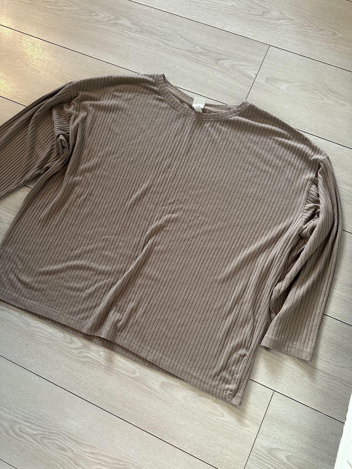 H&M Bej Fitilli Tişört — görsel 3/8