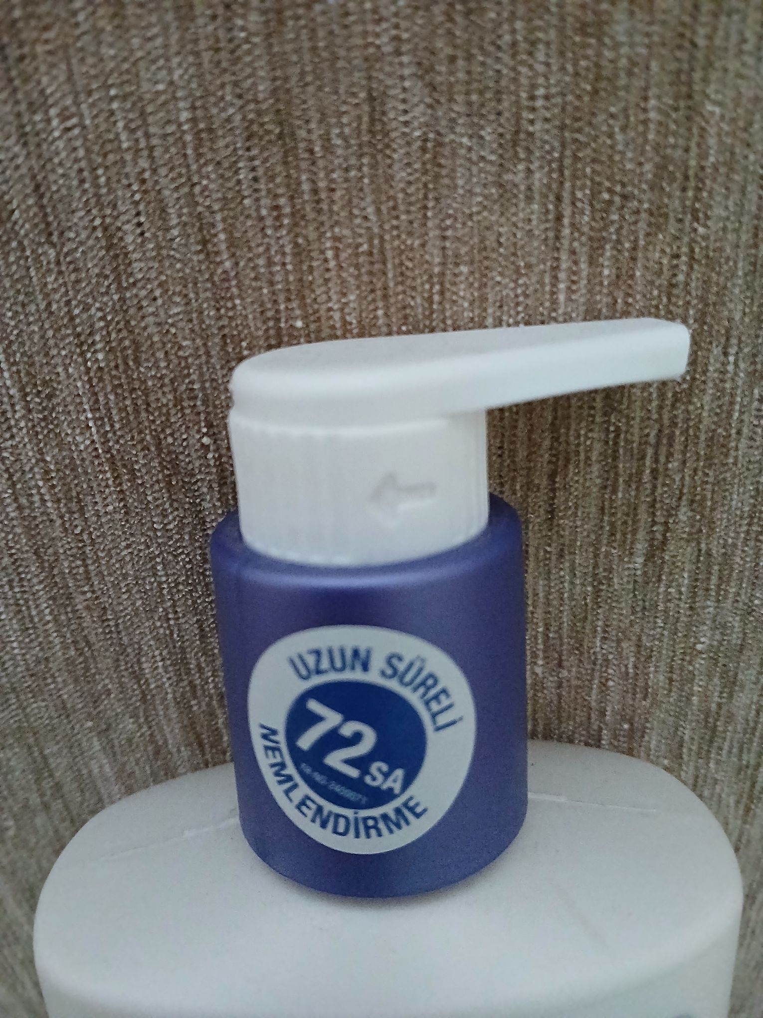 Neutrogena Sıkılaştırıcı Vücut Losyonu — görsel 3/3