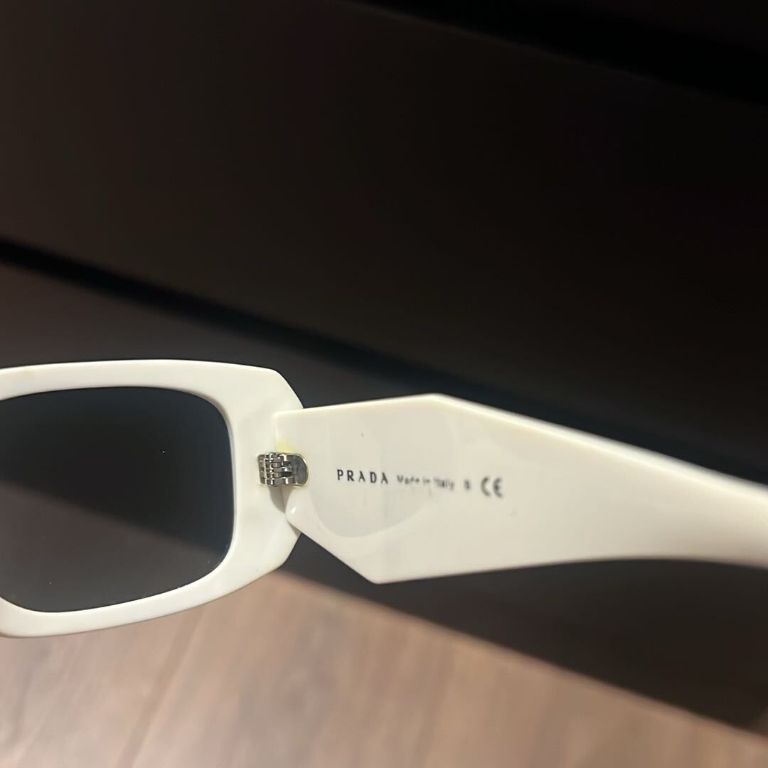 Prada Gözlük — görsel 6/7
