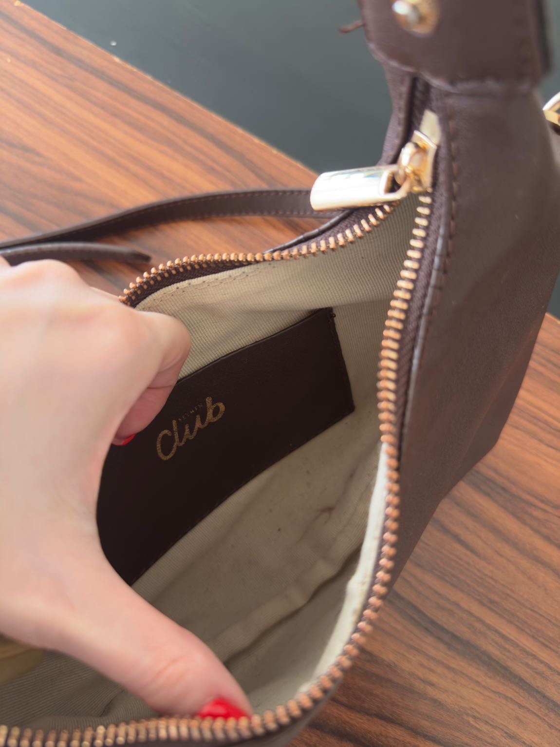 Beymen club kahverengi askılı çanta — görsel 3/3