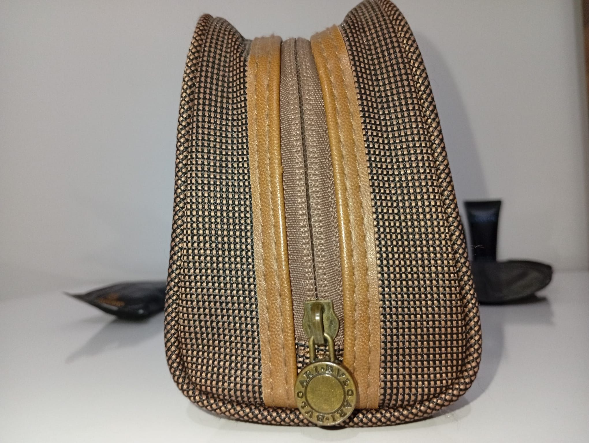 Bvlgari Emirates Orjinal Çanta + Ürünler — görsel 4/11
