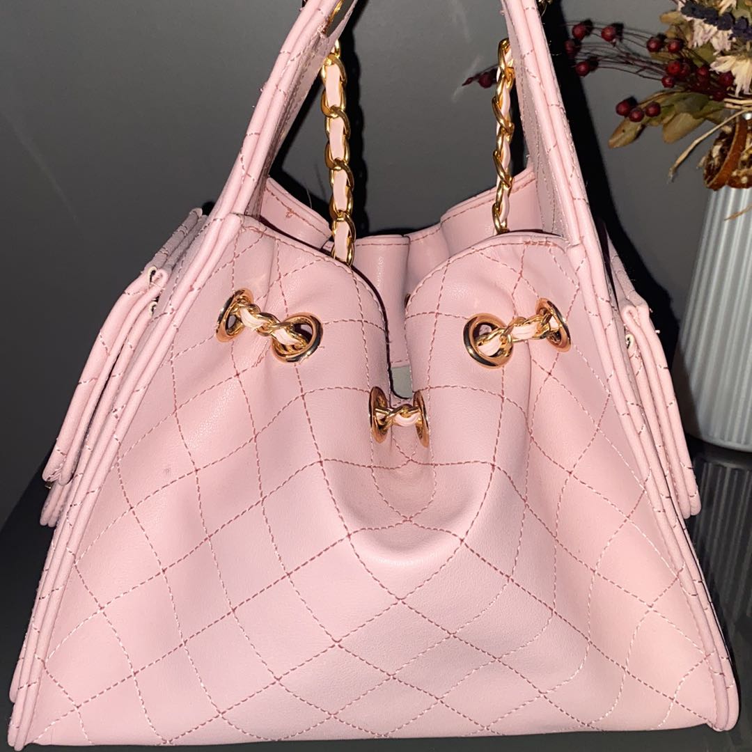 Pembe Kapitone Çanta — görsel 3/4