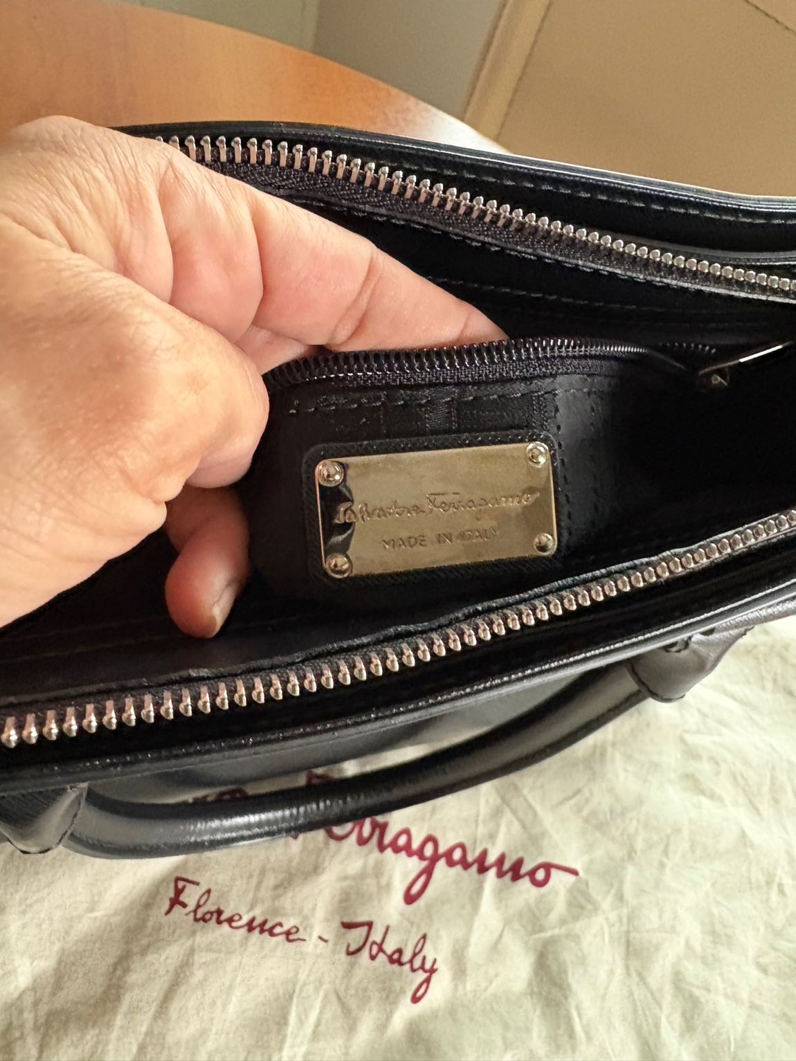 Orijinal üründür. Salvador ferragamo — görsel 4/4
