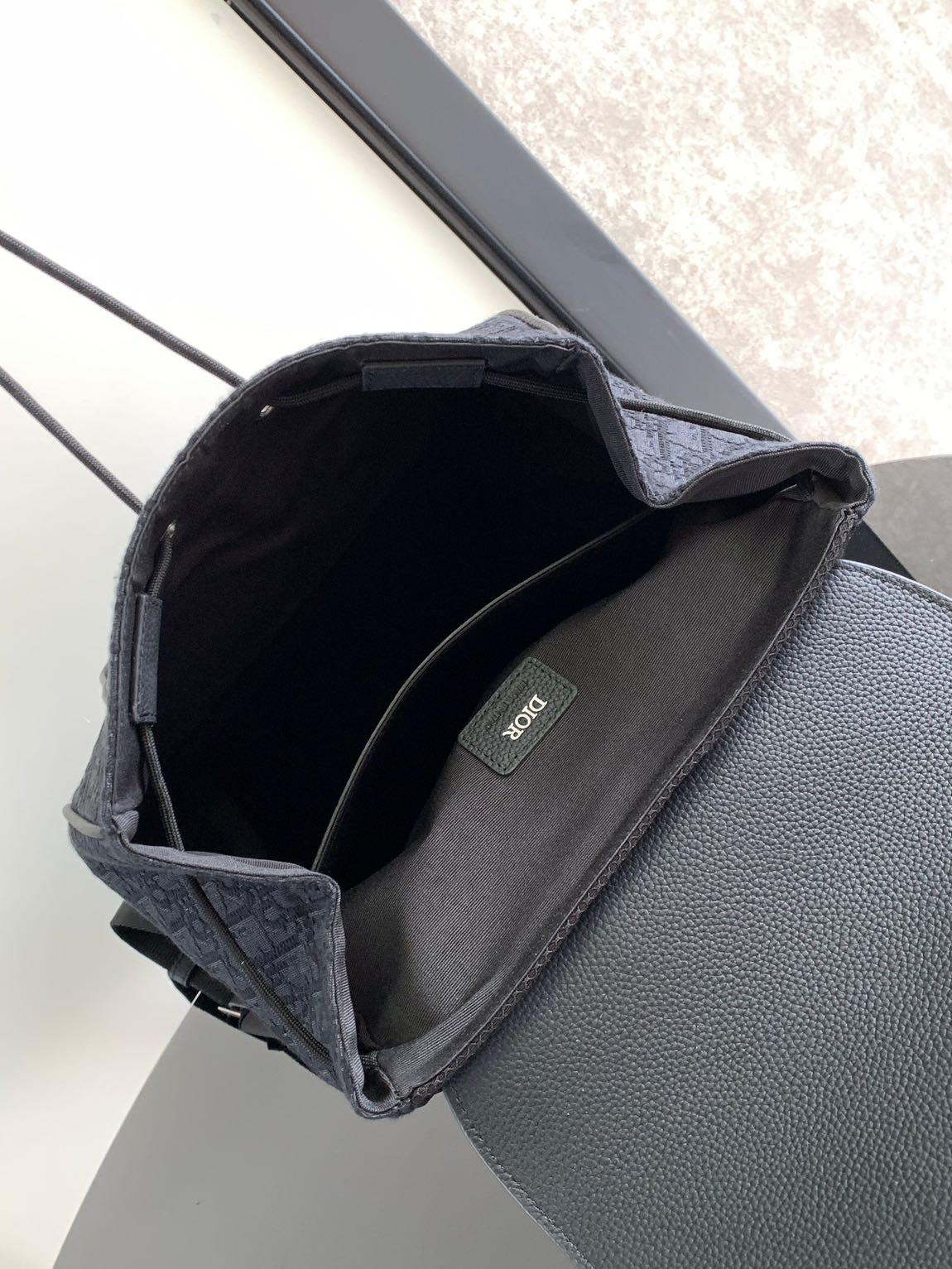 Dior Sırt Çantası — görsel 6/6