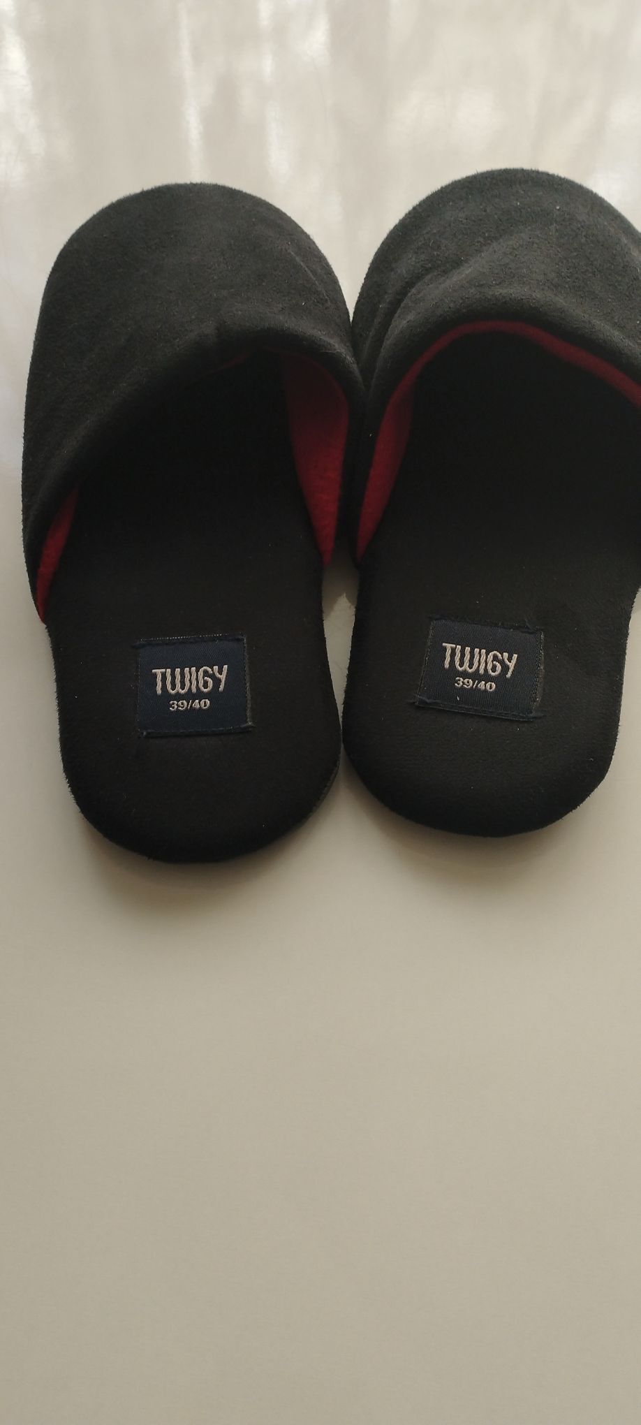 Twigy Sesiz Siyah Ev Terliği — görsel 2/3