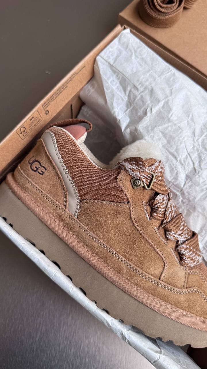 UGG LOWMEL — görsel 2/4