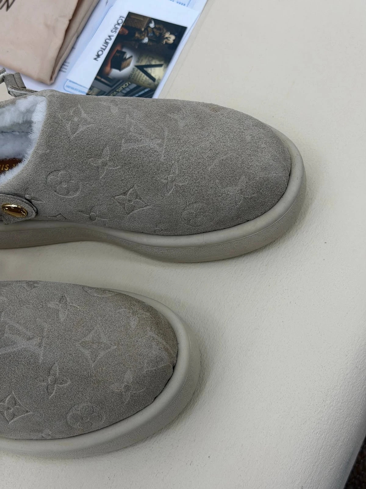 Louis Vuitton Deri  Kadın Terlik — görsel 2/9
