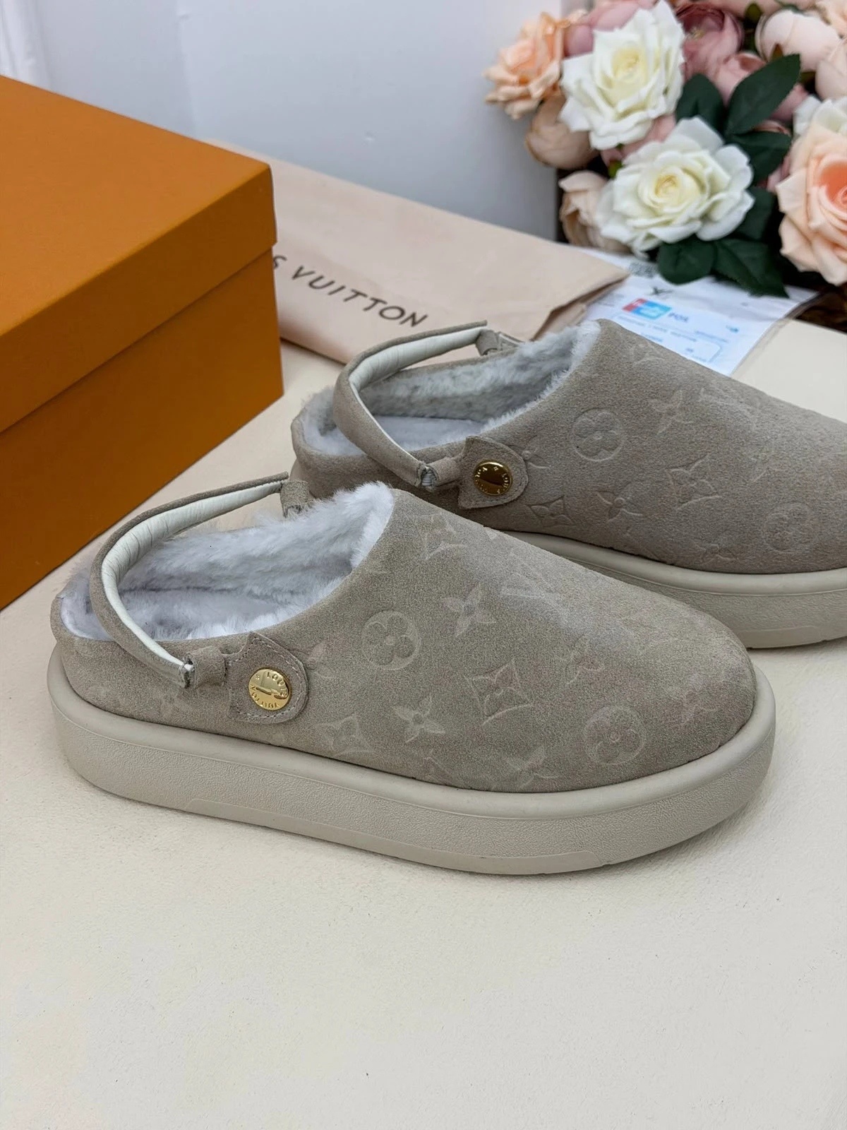 Louis Vuitton Deri  Kadın Terlik — görsel 3/9