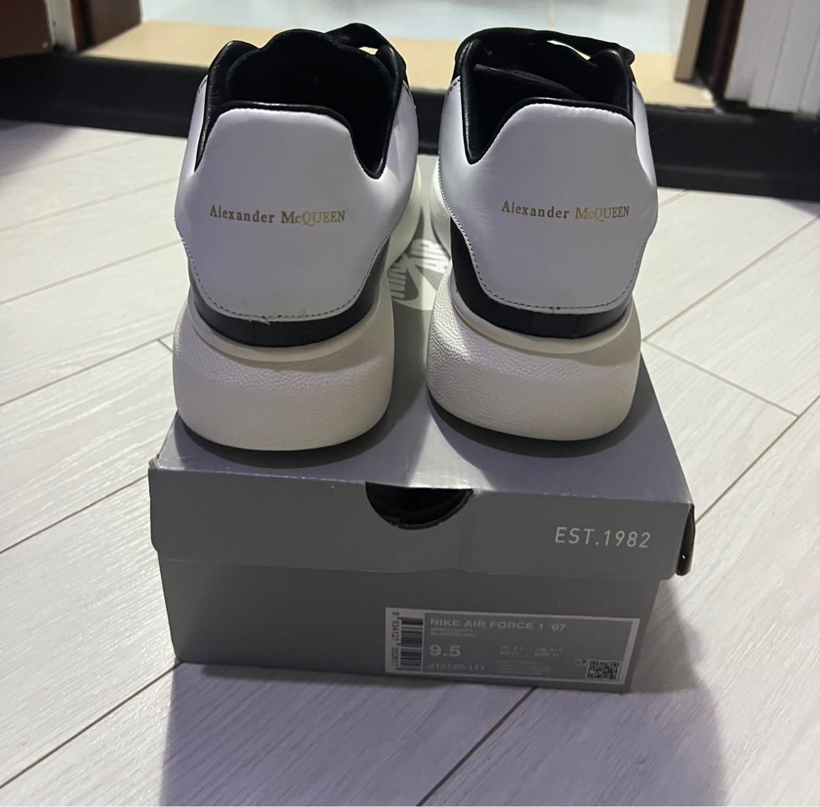 Alexander McQueen Siyah Sneaker — görsel 4/4