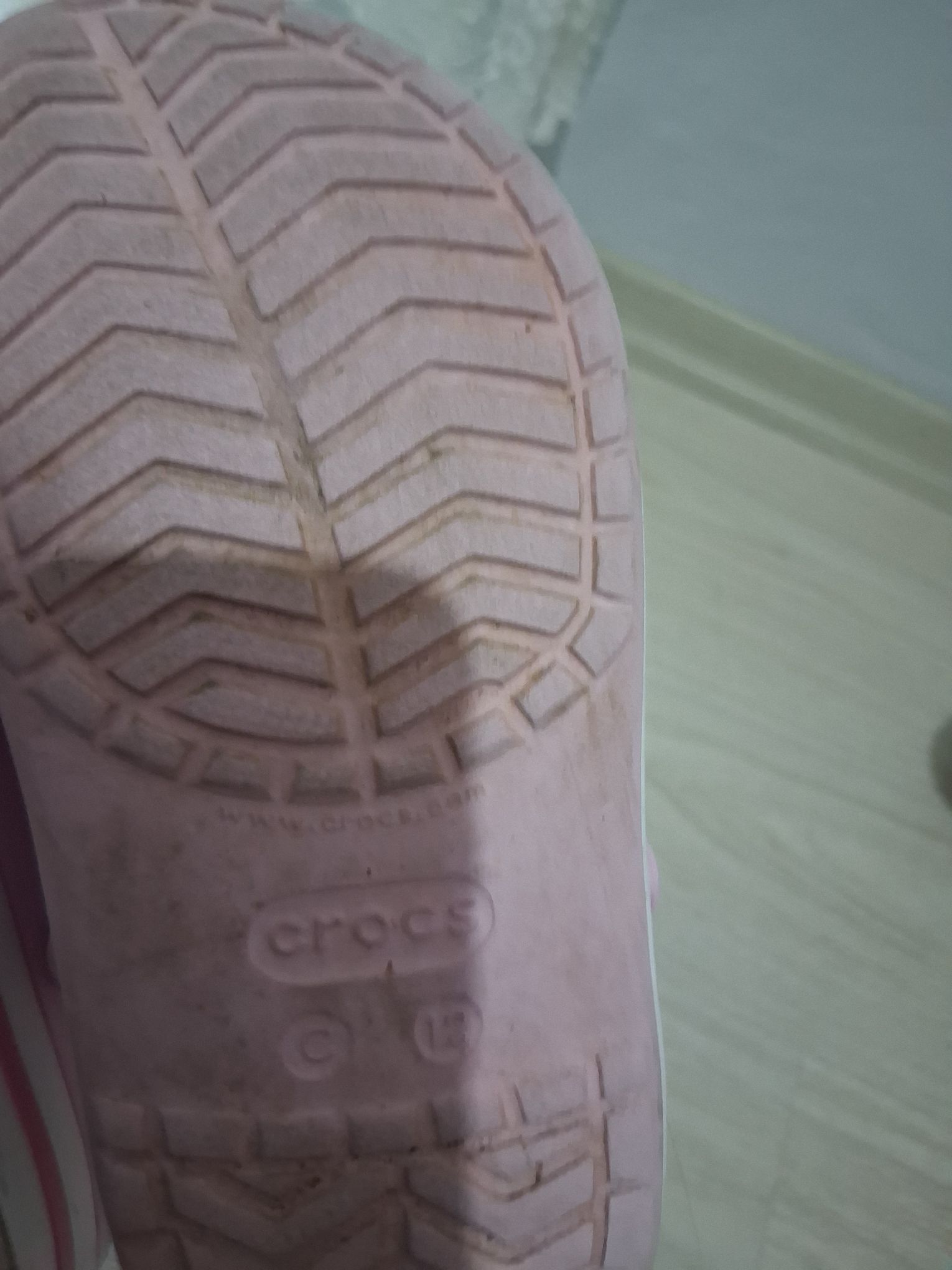 Pembe Crocs Terlik — görsel 5/5
