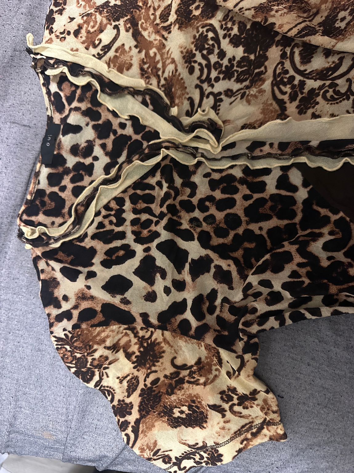 Y2K Vintage Leopar bluz — görsel 3/4
