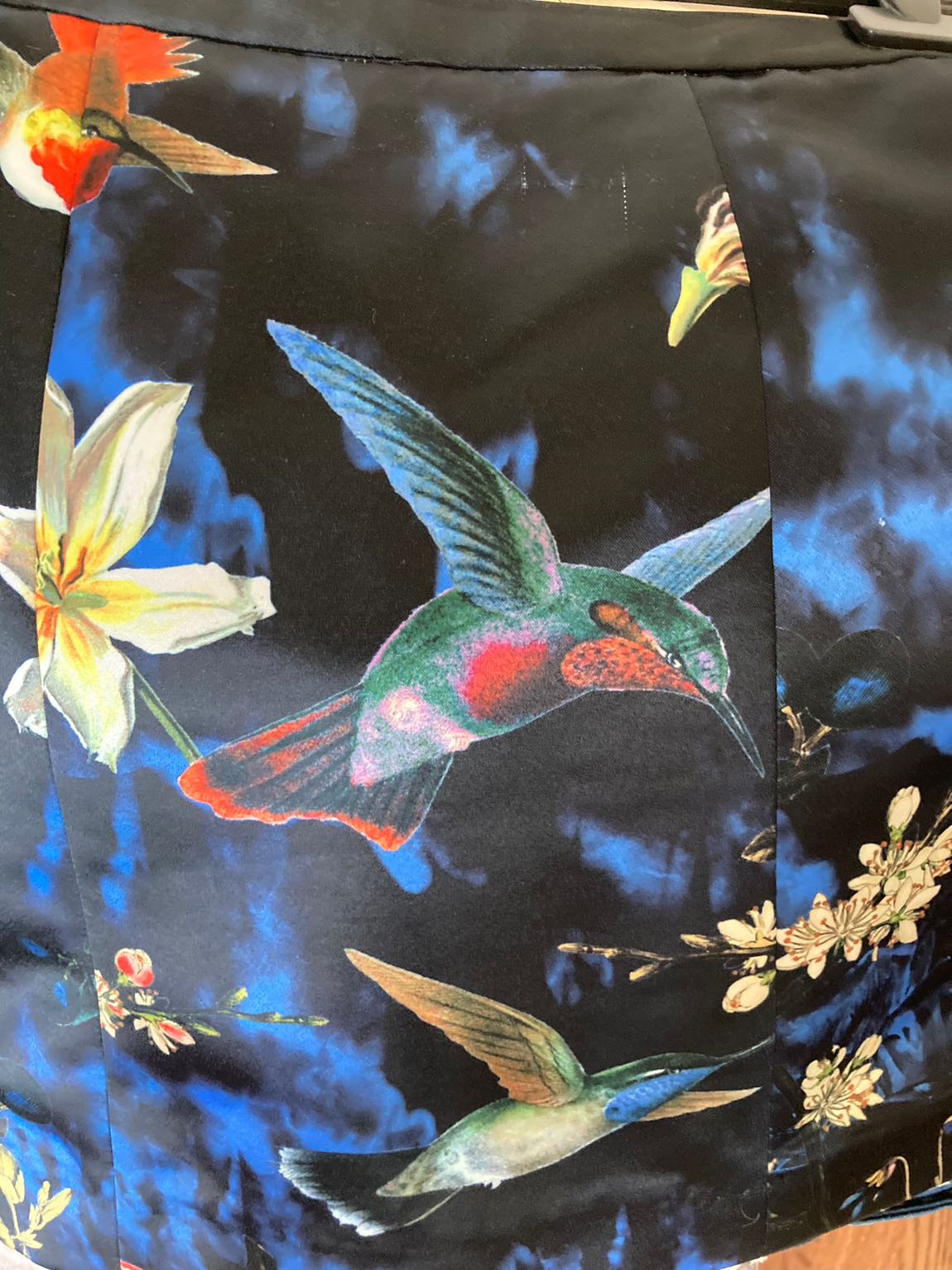 Alice & Olivia Desenli Etek — görsel 2/7