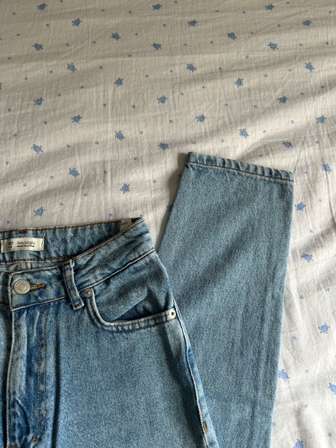 Bershka Mavi Straight Fit Jean Pantolon — görsel 2/5