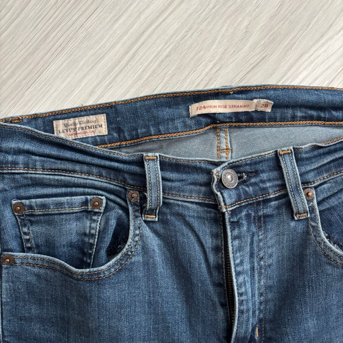 Levi's Dar Paça Mavi Jean — görsel 3/3