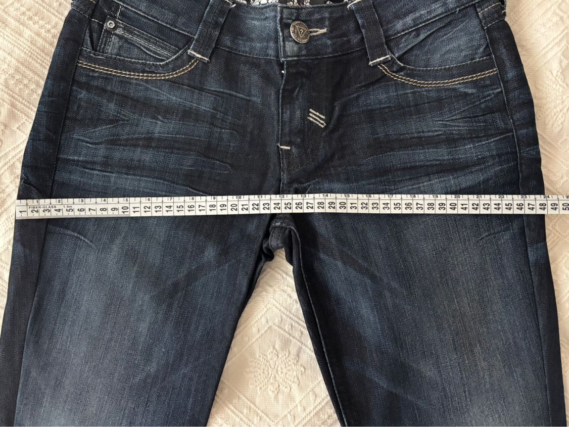 Guess Premium taşlı düşük bel pantolon — görsel 9/11